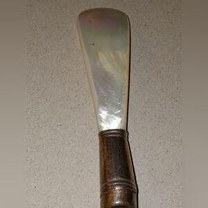 Mother Of Pearl Handle Vintage Pie Server With Sterling Silver Collar